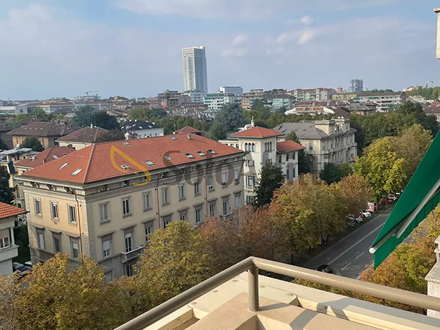 Immagine 26 di Trilocale in affitto  in Corso Galileo Ferraris a Torino