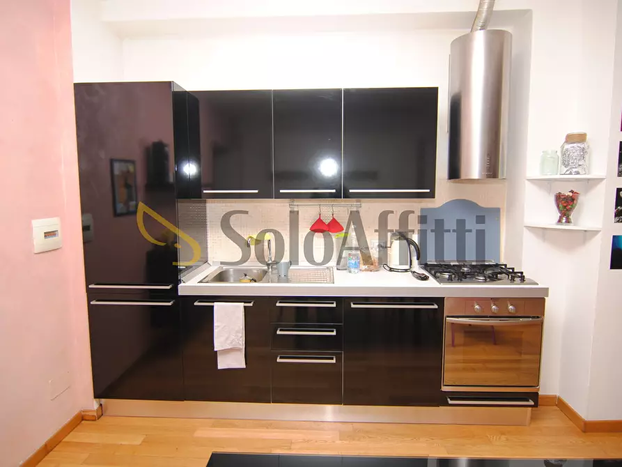 Immagine 14 di Bilocale in affitto  a Livorno