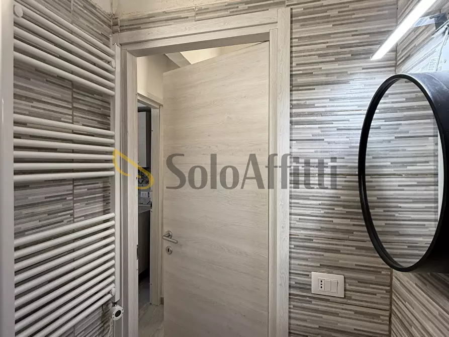 Immagine 15 di Trilocale in affitto  in Via Monte Rosa 18 a Torino