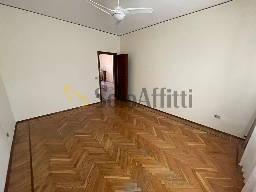 Immagine 8 di Trilocale in affitto  in Via Camillo Benso Cavour 19 a Rivoli