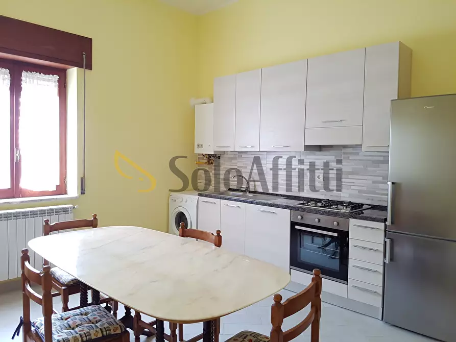 Immagine 1 di Trilocale in affitto  a Catanzaro