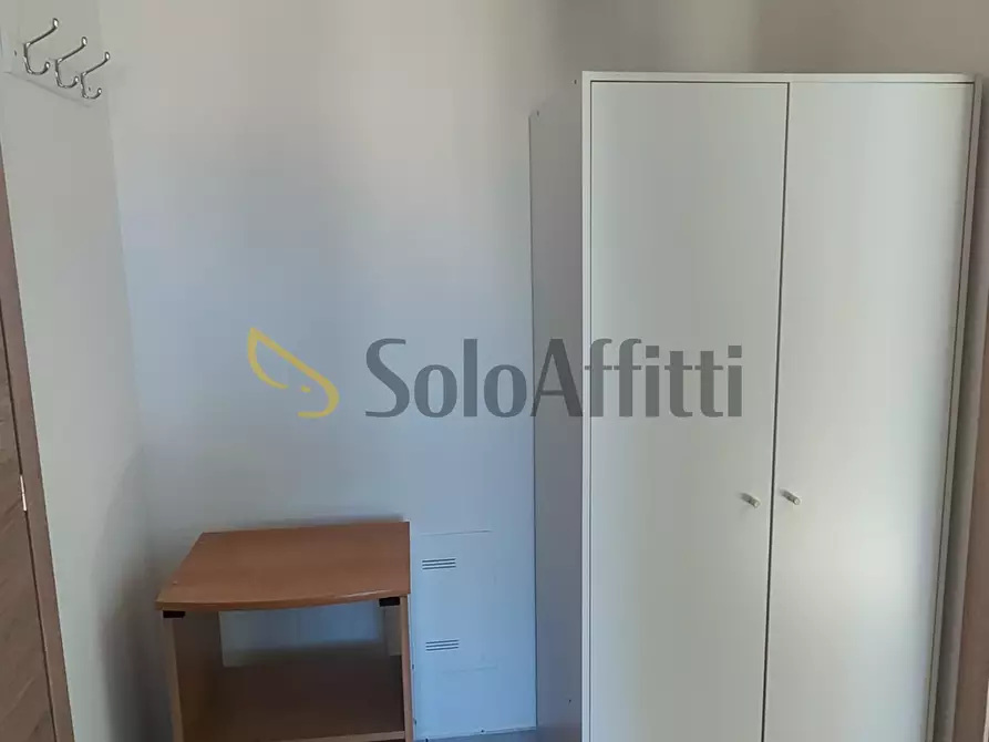 Immagine 8 di Bilocale in affitto  in Viale Cremona a Pavia