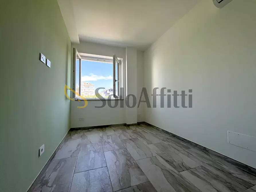 Immagine 16 di Trilocale in affitto  a Catanzaro