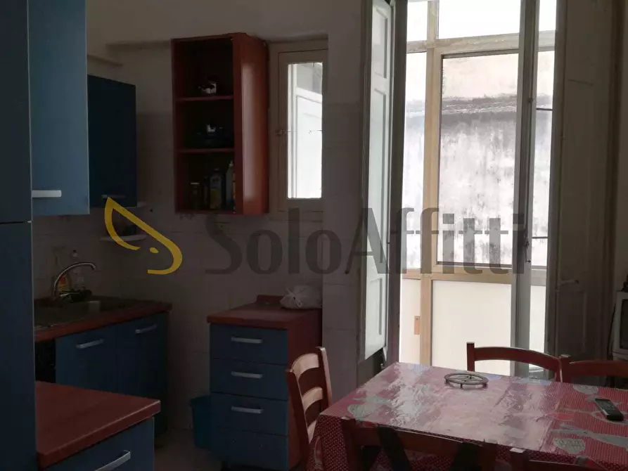 Immagine 5 di Stanza singola in affitto  a Catania