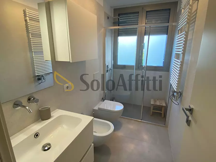 Immagine 28 di Quadrilocale in affitto  in Viale dei Mille 1 a Riccione