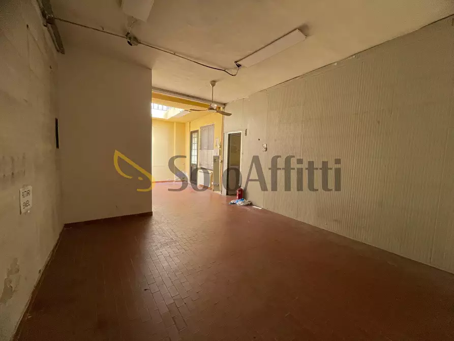 Immagine 1 di Magazzino in affitto  a Torino