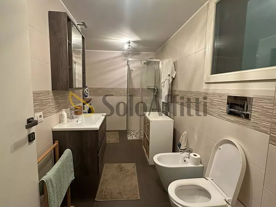 Immagine 19 di Villa in affitto  in Via Orsoleto a Rimini