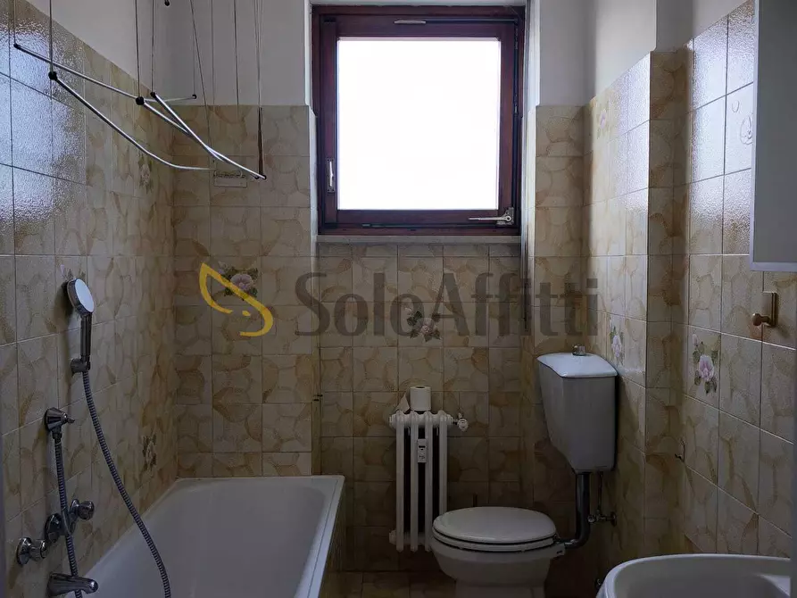 Immagine 17 di Quadrilocale in affitto  in Via Don Lorenzo Perosi 9 a Chieri