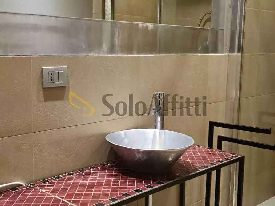 Immagine 26 di Trilocale in affitto  in VIA SCIOLZE a Torino