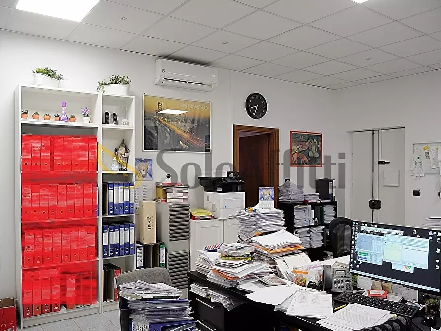 Immagine 4 di Locale commerciale in affitto  in Via Giuseppe Verdi 13 a Settimo Torinese