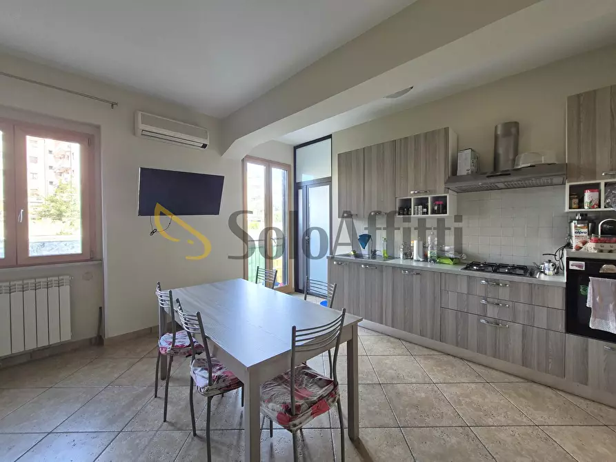 Immagine 4 di Stanza singola in affitto  a Catanzaro