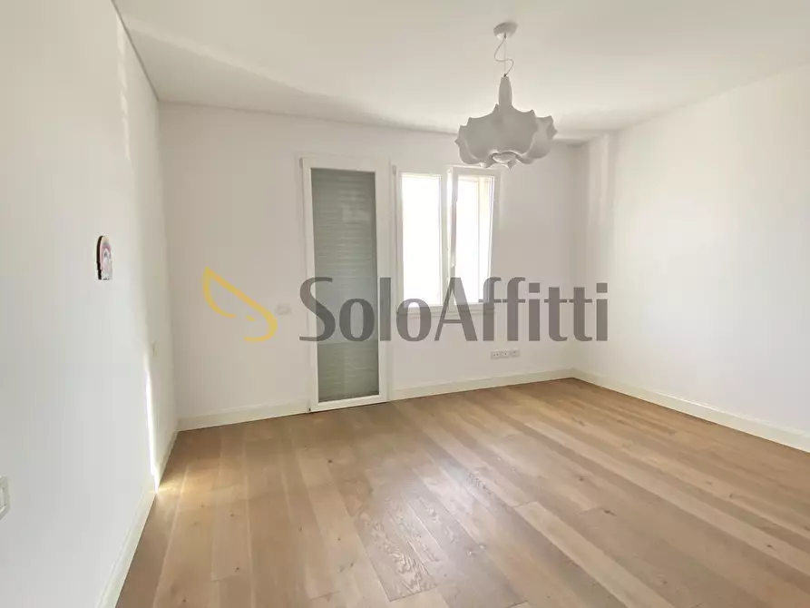Immagine 26 di Villa in affitto  in Via Antonio Fogazzaro 9 a Rimini