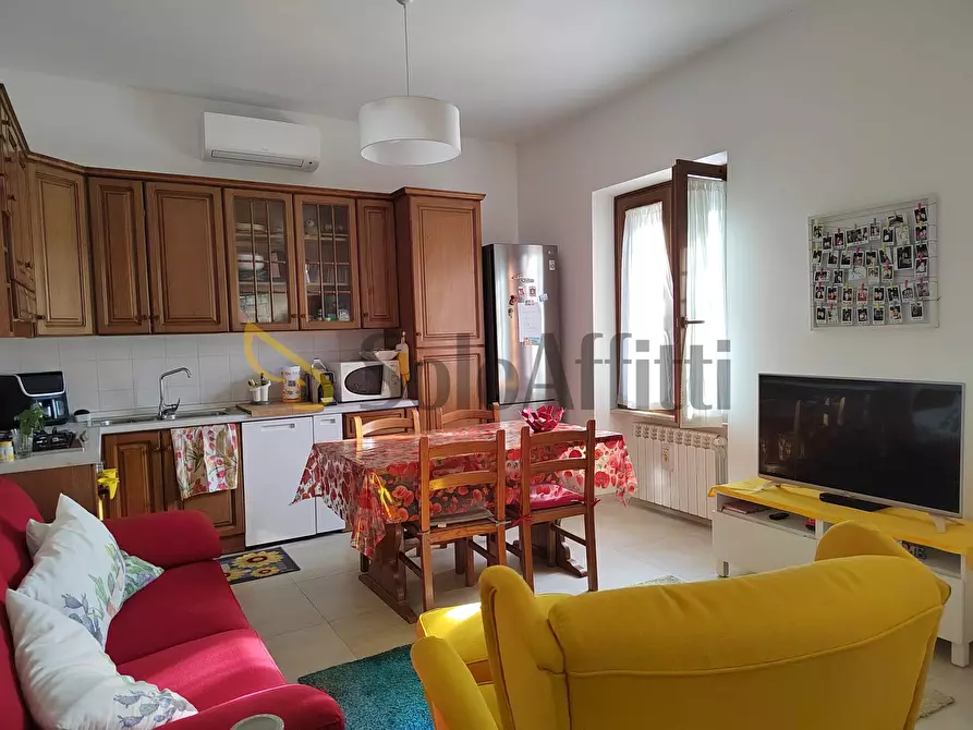 Immagine 1 di Trilocale in affitto  in Via della Pisana a Roma