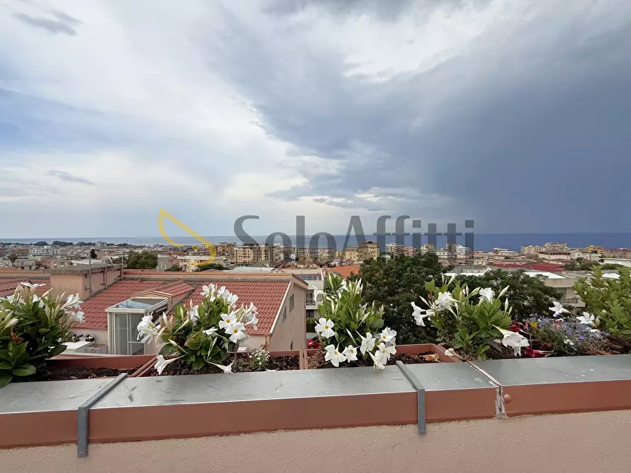 Immagine 3 di Attico in affitto  in Via Guglielmo Papaleo 8 a Catanzaro