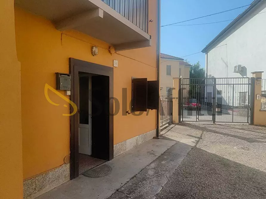 Immagine 6 di Bilocale in affitto  in Via Saverio Griffini 54 a Pavia