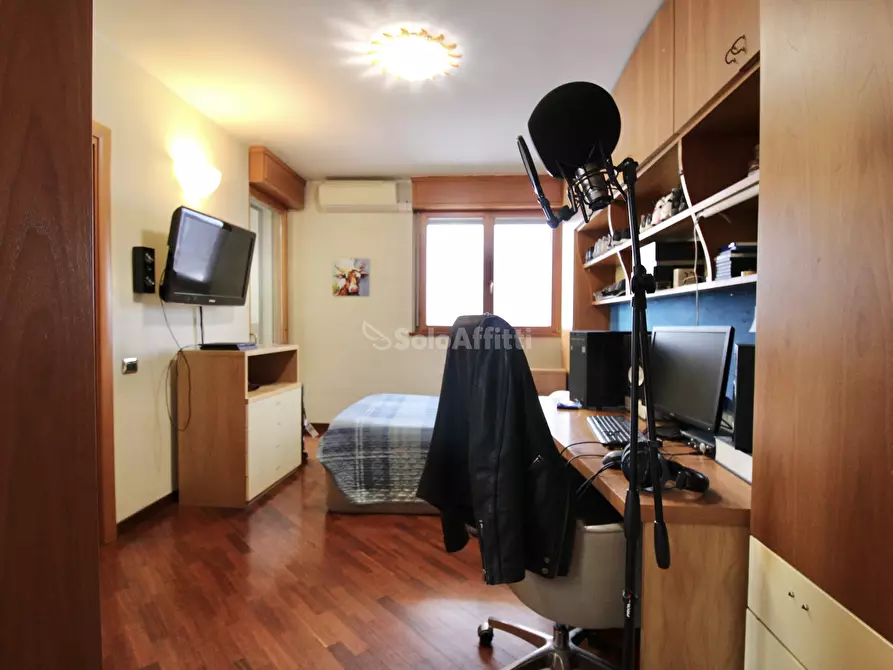 Immagine 8 di Stanza singola in affitto  in Via Caduti in Missione di Pace 3 a Milano