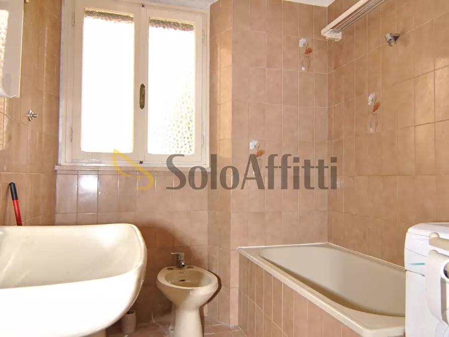 Immagine 12 di Quadrilocale in affitto  a Livorno