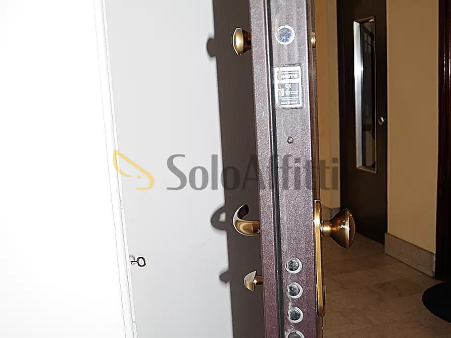 Immagine 18 di Trilocale in affitto  in VIA DON PAVIOLO 2 a Settimo Torinese