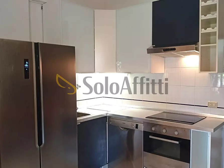 Immagine 11 di Trilocale in affitto  a Fondi