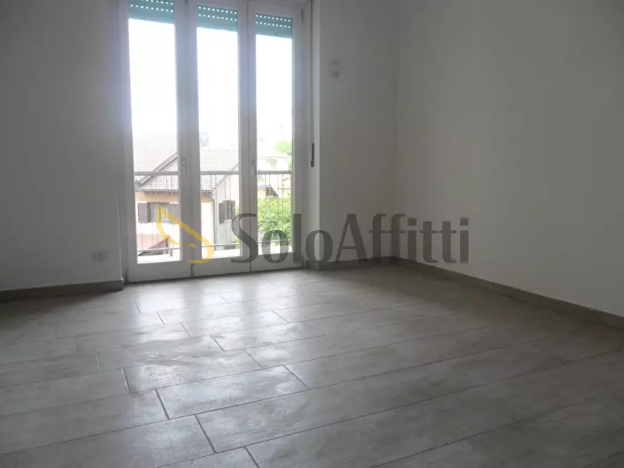 Immagine 1 di Bilocale in affitto  in Via Venturello 2 a Rivoli