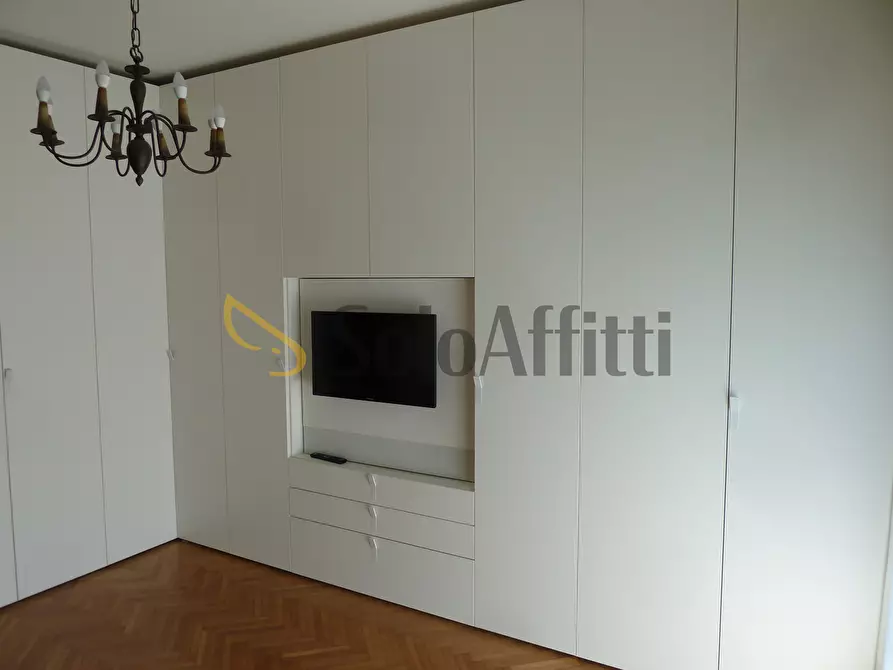 Immagine 18 di Pentalocale in affitto  in Corso degli Inglesi 610 a San Remo