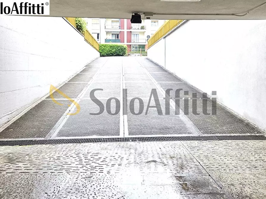Immagine 25 di Trilocale in affitto  in Via Empoli 5 a Milano