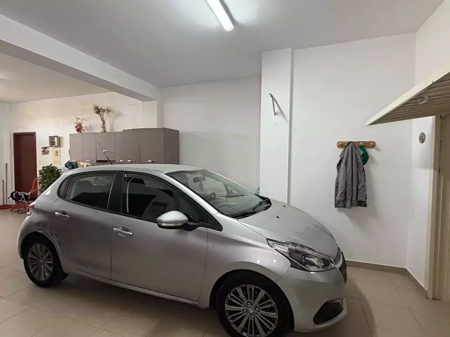Immagine 19 di Appartamento in vendita  a Mascalucia