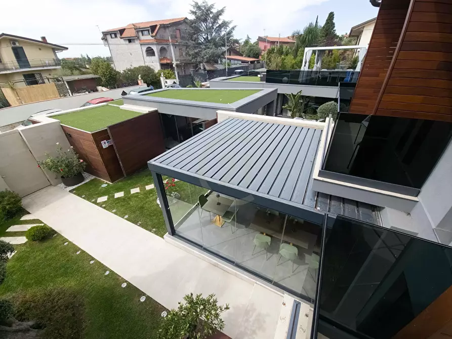 Immagine 9 di Villa in vendita  a Mascalucia