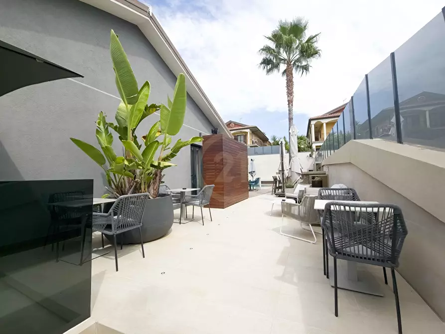 Immagine 6 di Villa in vendita  a Mascalucia