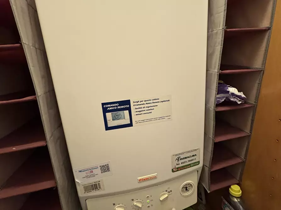 Immagine 9 di Loft/Open space in vendita  in Strada Garibaldi a Parma