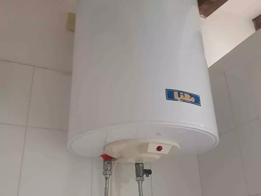 Immagine 12 di Ufficio in affitto  a Parma