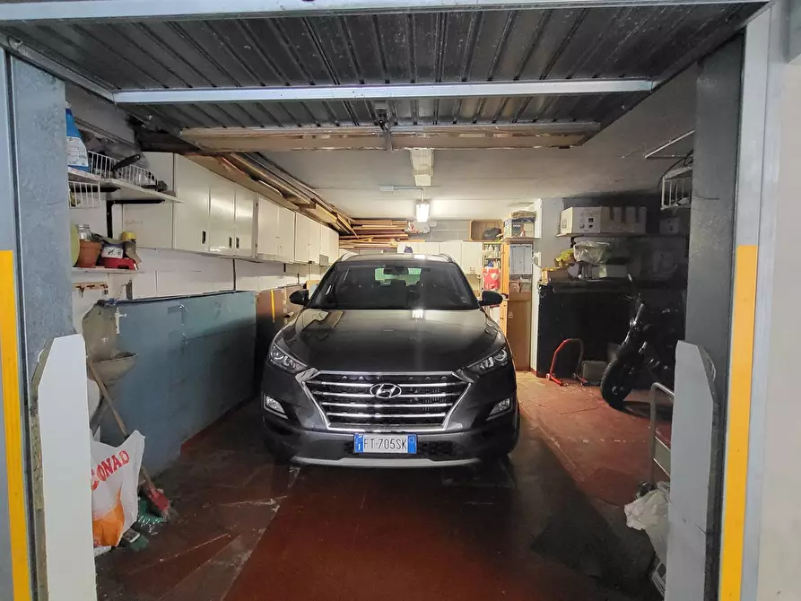 Immagine 19 di Pentalocale in vendita  in Via Domenico Pedretti 9 a Parma