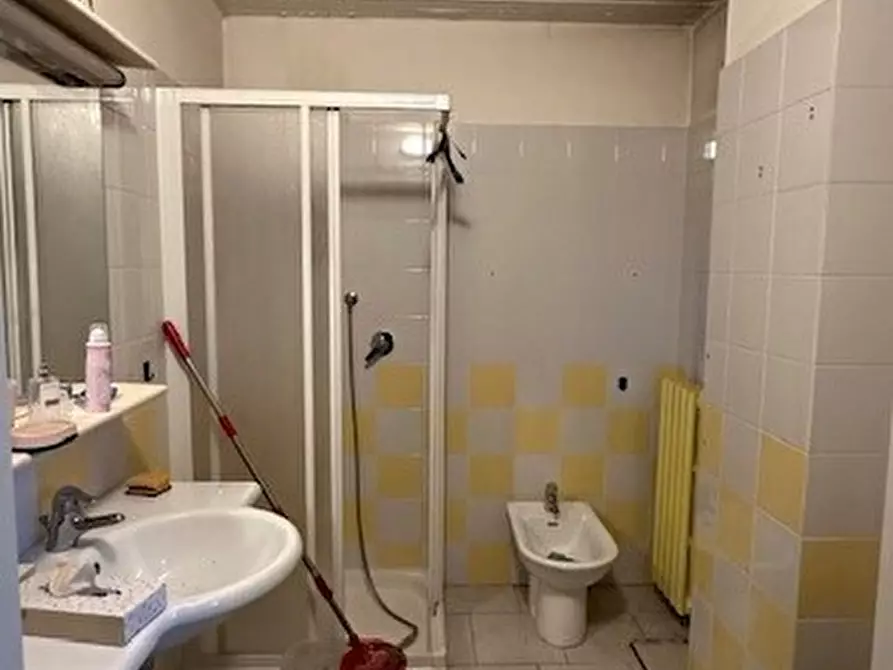 Immagine 13 di Trilocale in vendita  in Piazza Borsellino e Falcone 4 a Salsomaggiore Terme