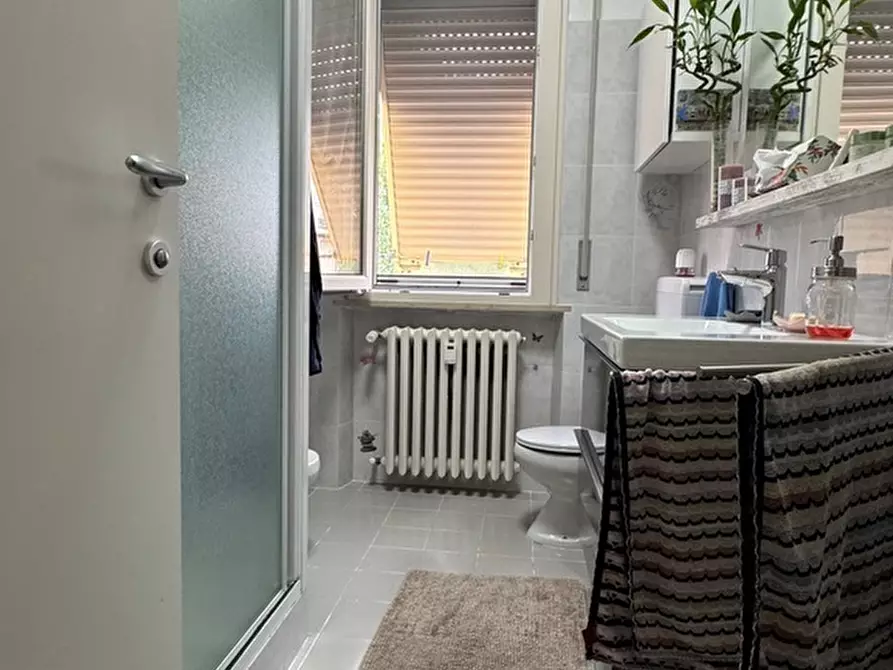 Immagine 17 di Trilocale in vendita  in Via Giacomo Leopardi a Collecchio