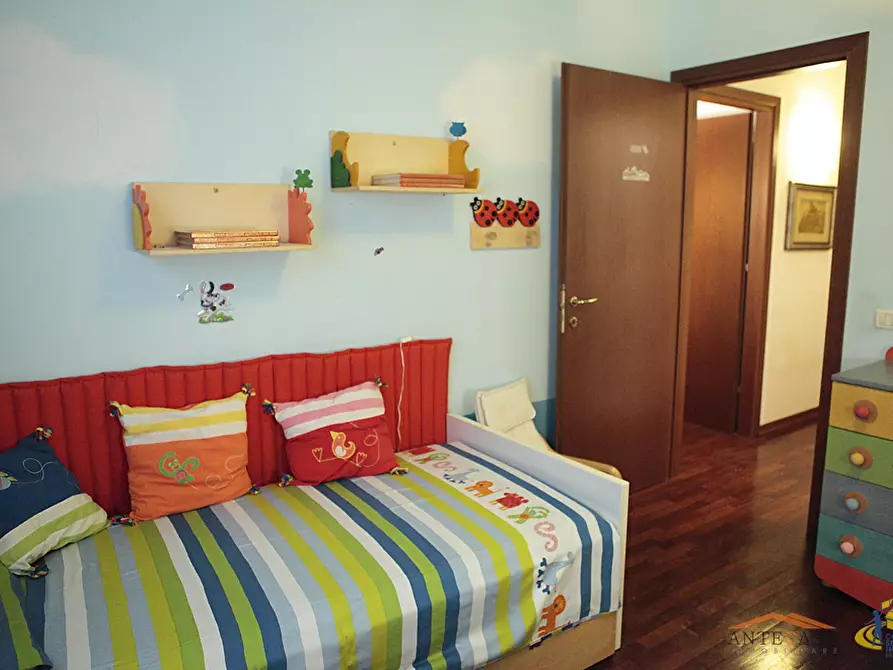 Immagine 17 di Quadrilocale in vendita  a Parma