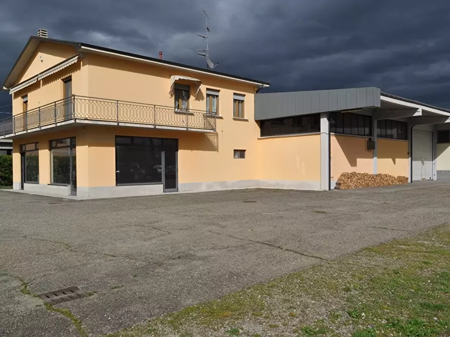 Immagine 1 di Attività artigianale in vendita  in Via Provinciale a Sala Baganza