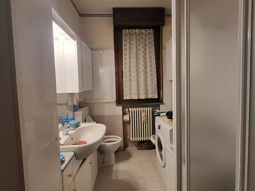 Immagine 16 di Pentalocale in vendita  in Via Domenico Pedretti 9 a Parma