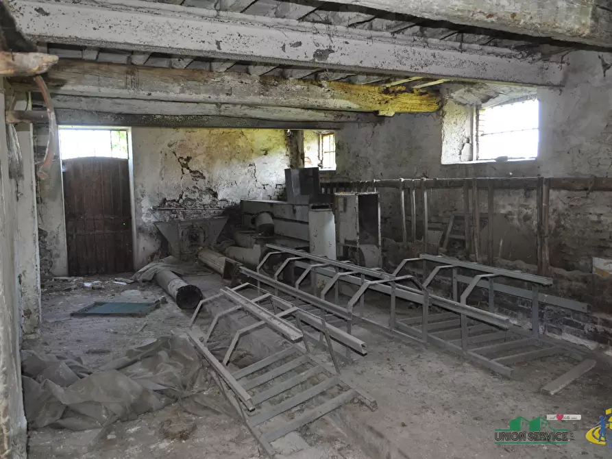 Immagine 22 di Rustico / casale in vendita  in Frazione Borgonovo 29 a Sissa Trecasali