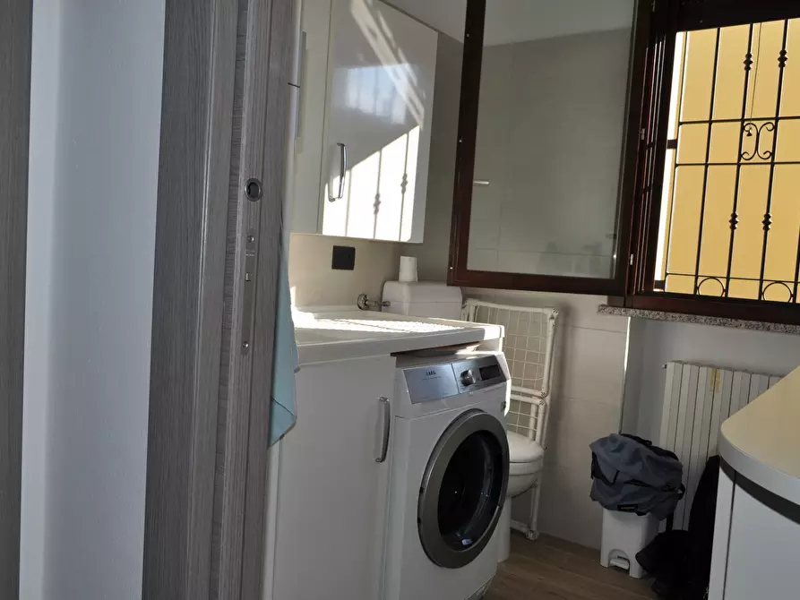 Immagine 41 di Trilocale in vendita  in Via Bussolati a Fontanellato