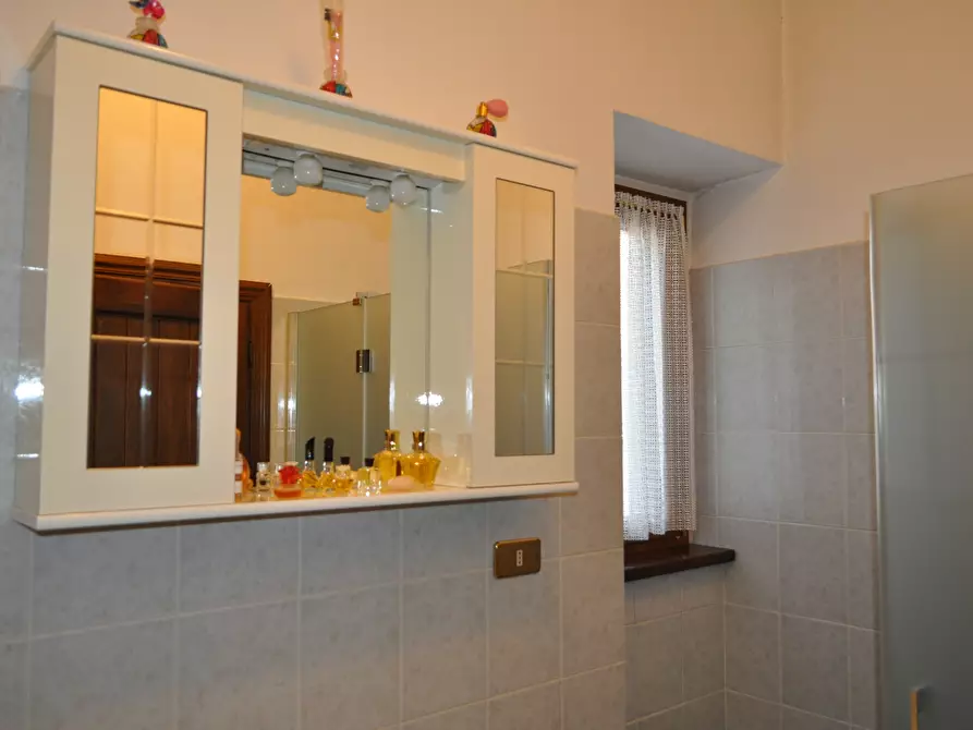 Immagine 34 di Trilocale in vendita  in Via Trento 13 a Bedonia