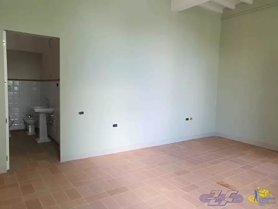 Immagine 36 di Terratetto in vendita  in VIA CAVAILLON 7 a Langhirano