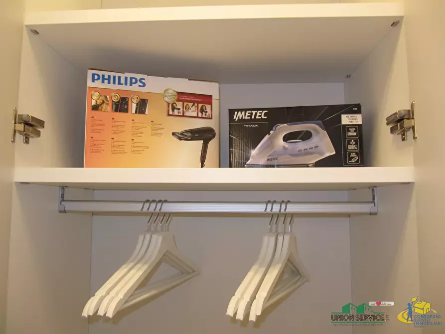 Immagine 33 di Bilocale in affitto  in Via Giuseppe Verdi a Parma