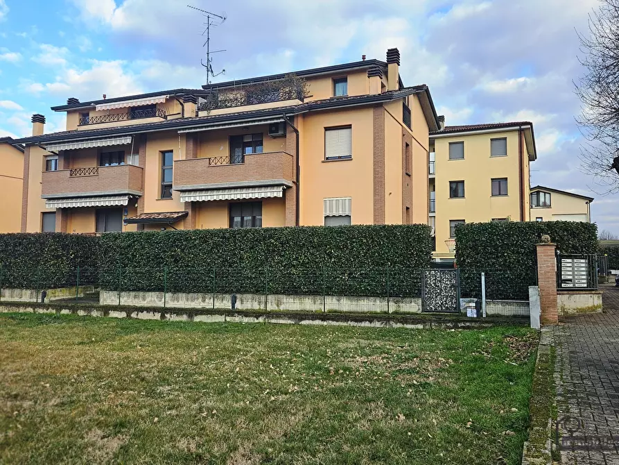 Immagine 23 di Trilocale in vendita  in Via della Liberzione 27 a Lesignano De' Bagni