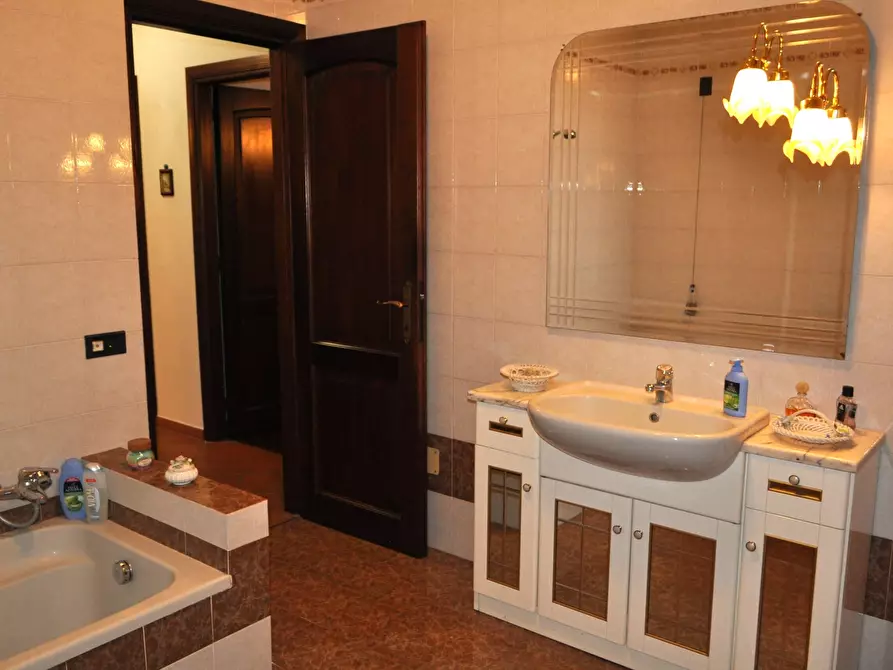 Immagine 37 di Casa bifamiliare in vendita  in VIA BEDESCHI a San Secondo Parmense