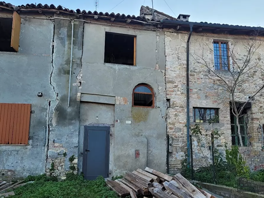 Immagine 2 di Casa semindipendente in vendita  in Strada Casatico 38 a Parma
