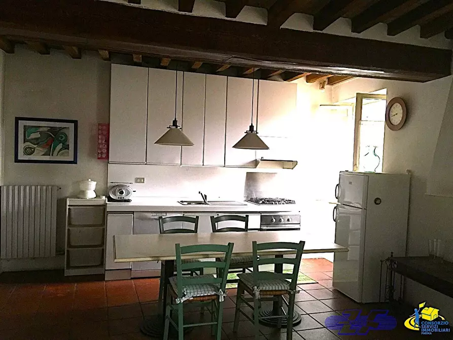 Immagine 4 di Appartamento in affitto  a Parma