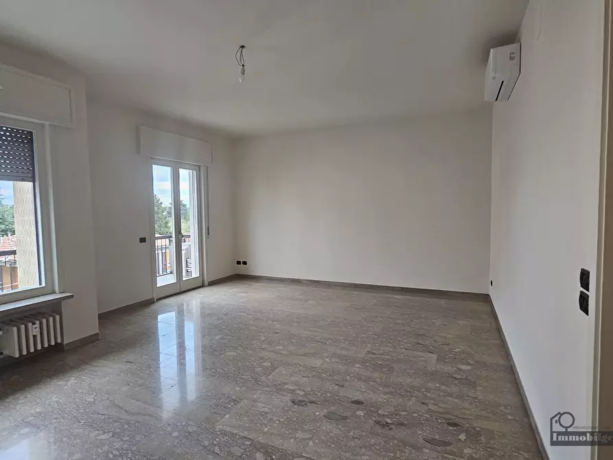 Immagine 3 di Quadrilocale in affitto  in Viale Duca Alessandro 90 a Parma