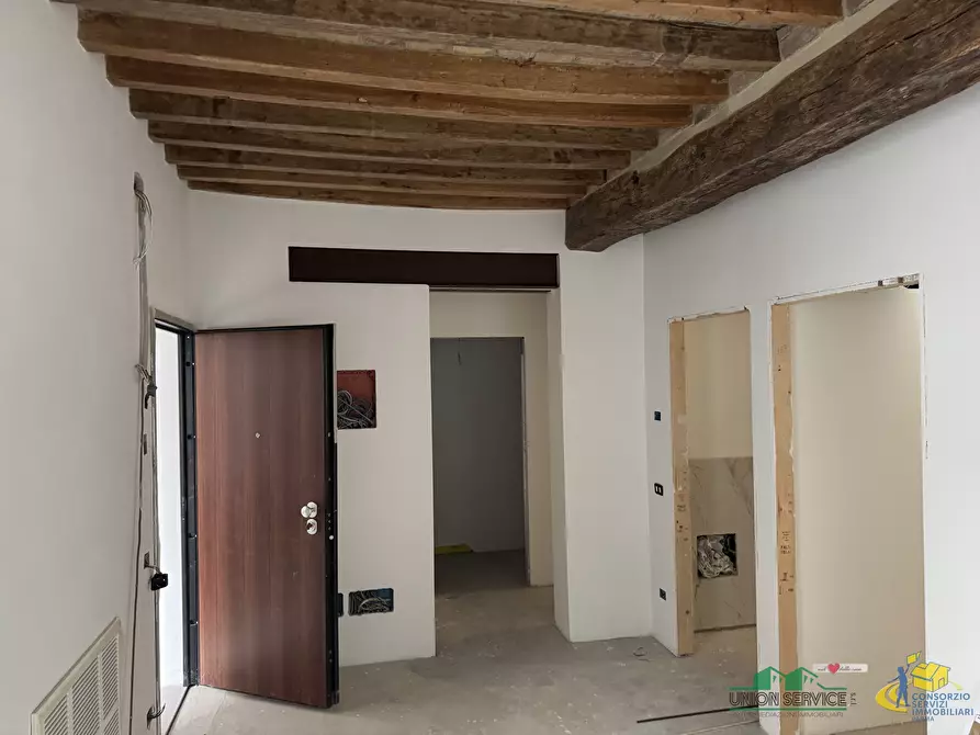 Immagine 13 di Quadrilocale in vendita  in Piazzale Corte d'Appello a Parma