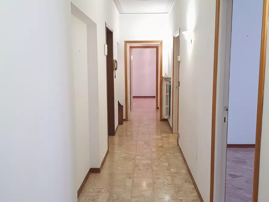 Immagine 7 di Trilocale in vendita  in VIA VOLTURNO 9 a Parma