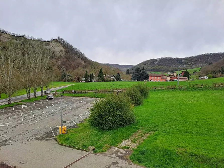 Immagine 25 di Bilocale in vendita  in Strada Valle 82 a Medesano